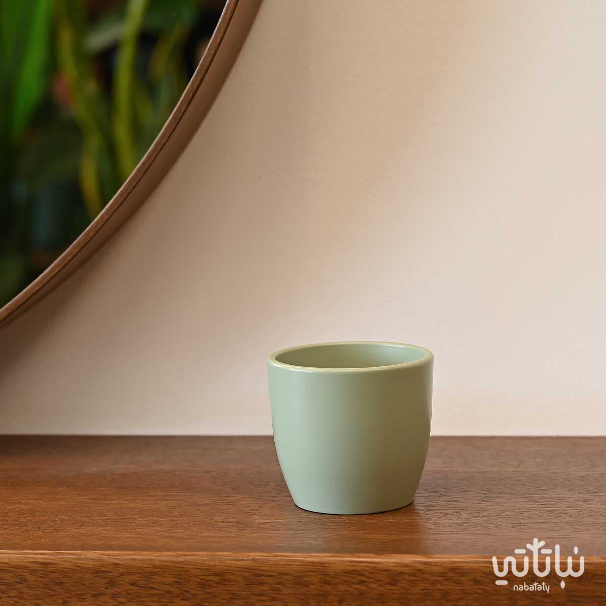 حوض سيراميك اخضر فاتح صغير 8 سم