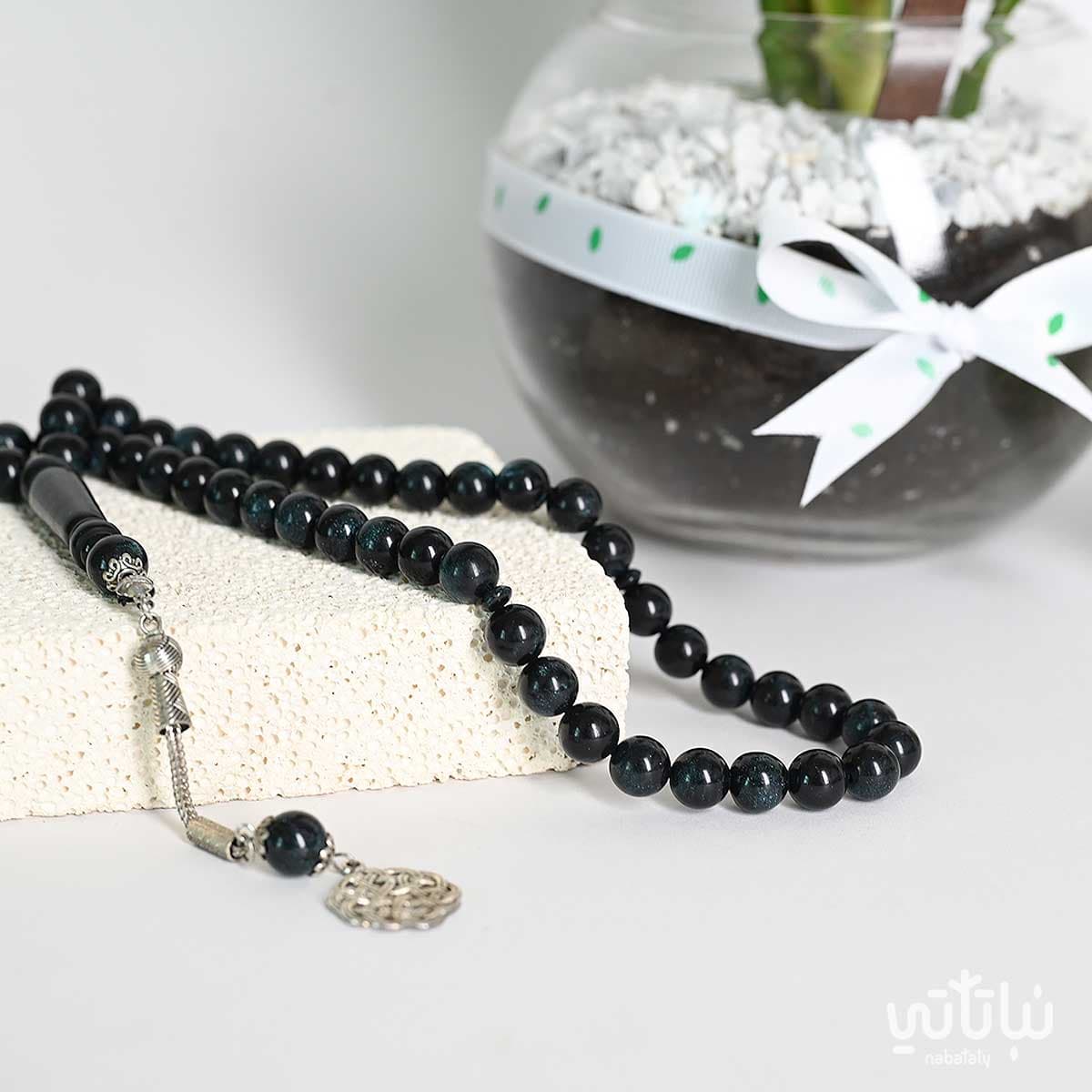 هدية مبروك نبتة الاجلونيما و سبحة 3